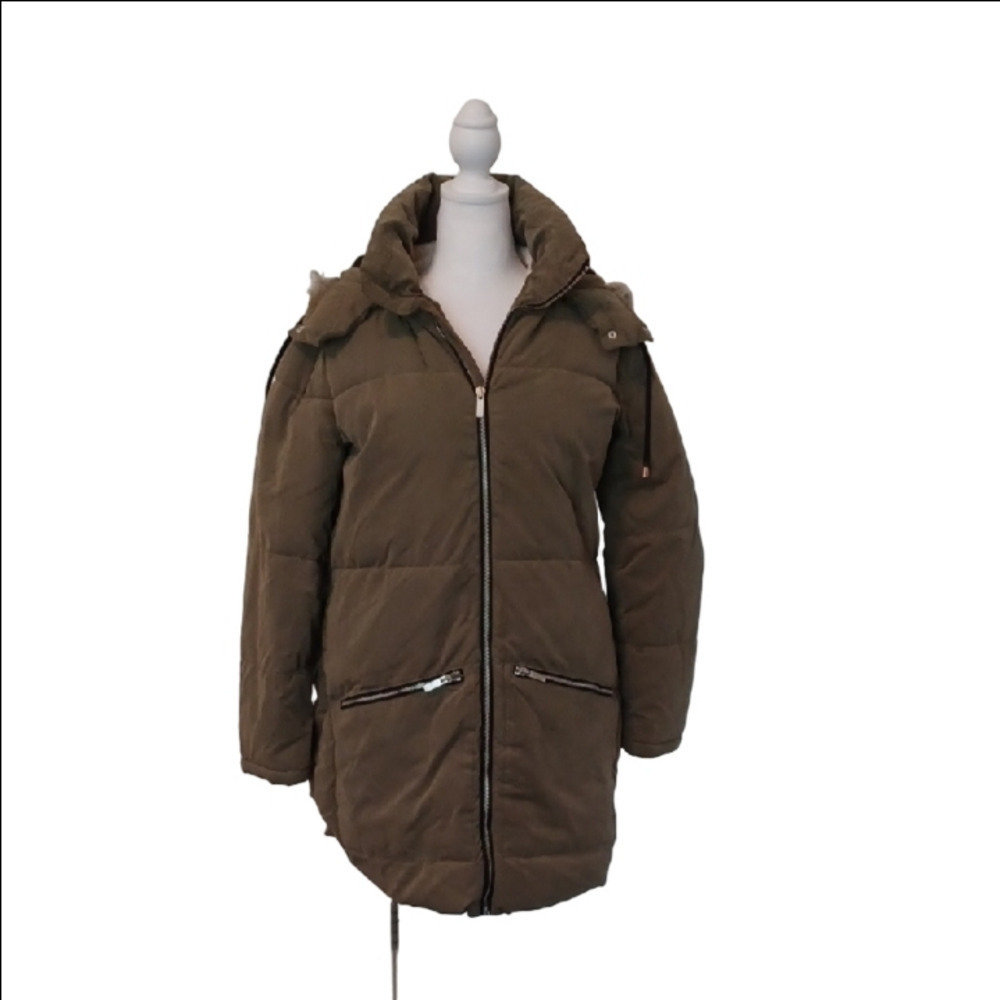 -- Old Navy Women's Olive Puffer Jacket Size Medium - Picture 4 of 10